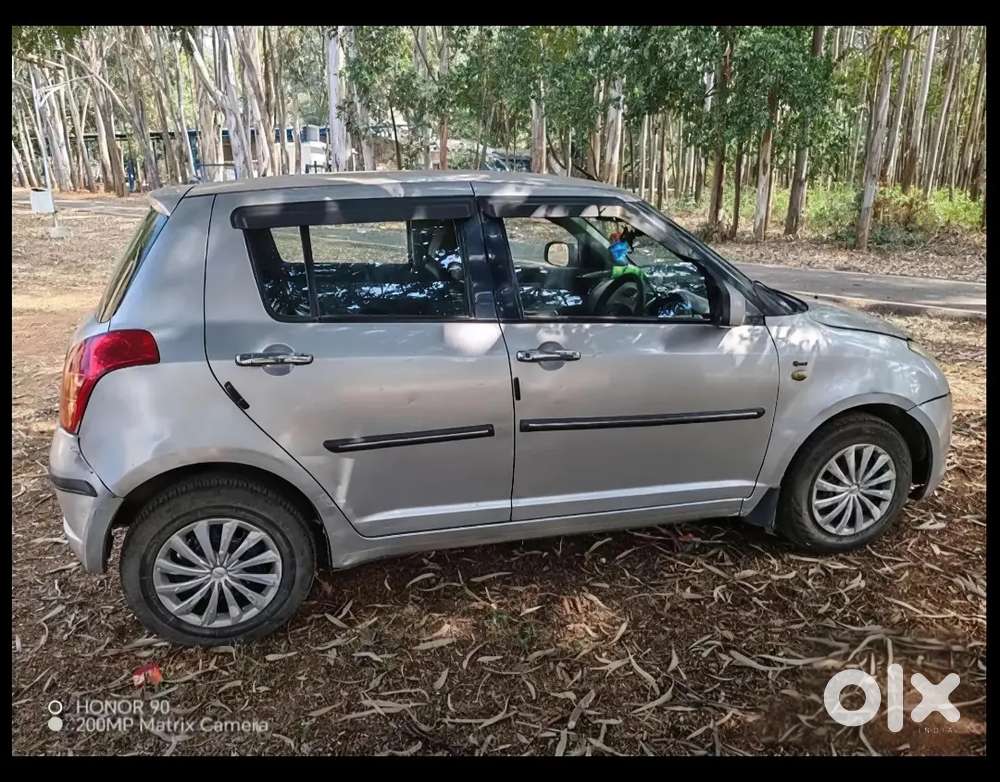 Maruti Suzuki Swift 2007 Cng & Hybrids 94472 Km Driven