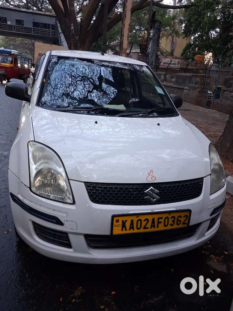 Good Condition All Documents Running.60 %tyre. Rs.289999.