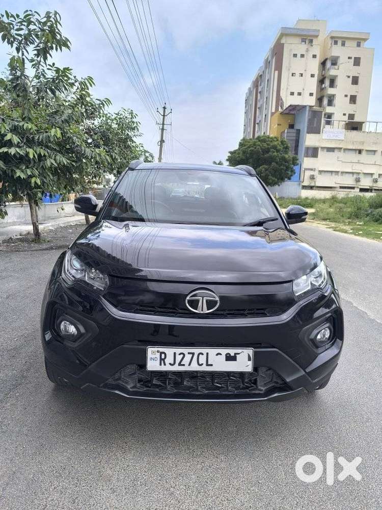 Tata Nexon 1.5 Revotorq Xz Plus Hs Dark Edition, 2022, Diesel