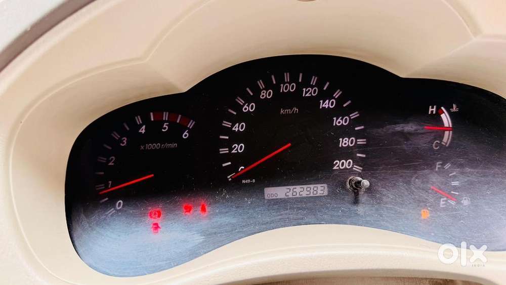 Toyota Innova 2011 Diesel Well Maintained