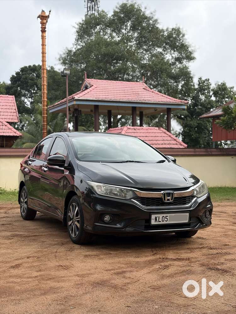 Honda City I-vtec V, 2018, Petrol