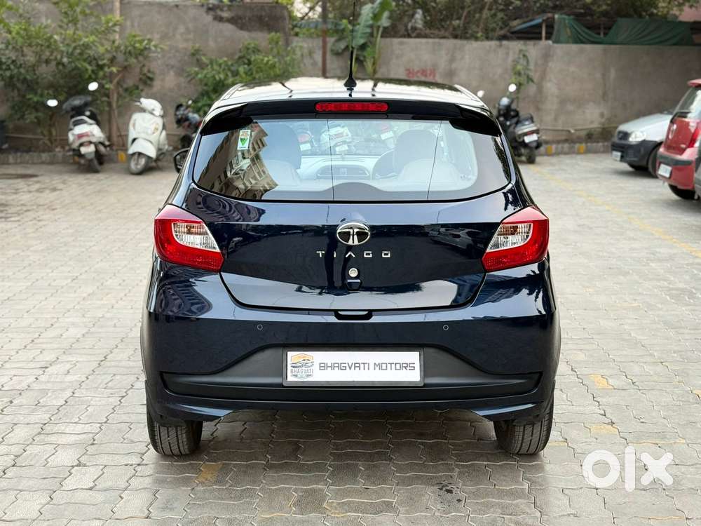 Tata Tiago, 2025, Petrol