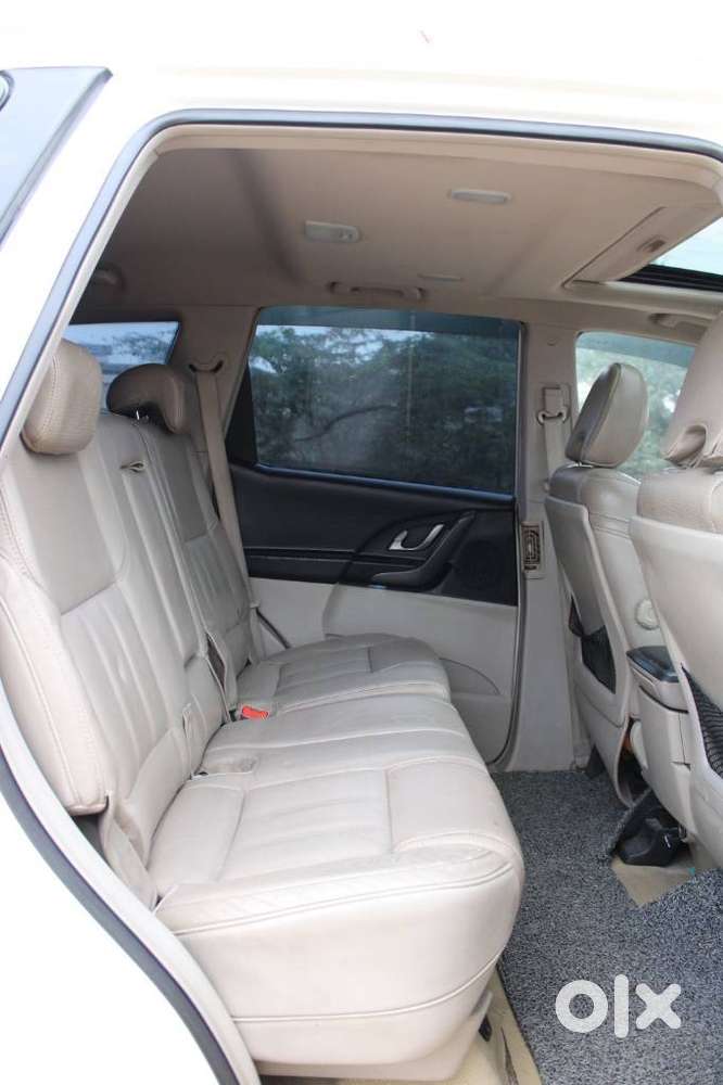 Mahindra Xuv500 2.2 W10 Sportz Edition Mt, 2017, Diesel