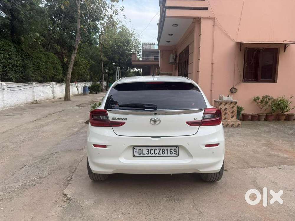 Toyota Glanza 2023 Petrol Well Maintained