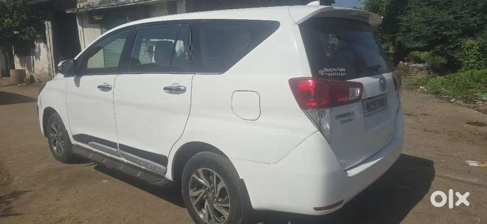 Toyota Innova Crysta 2021 Plus