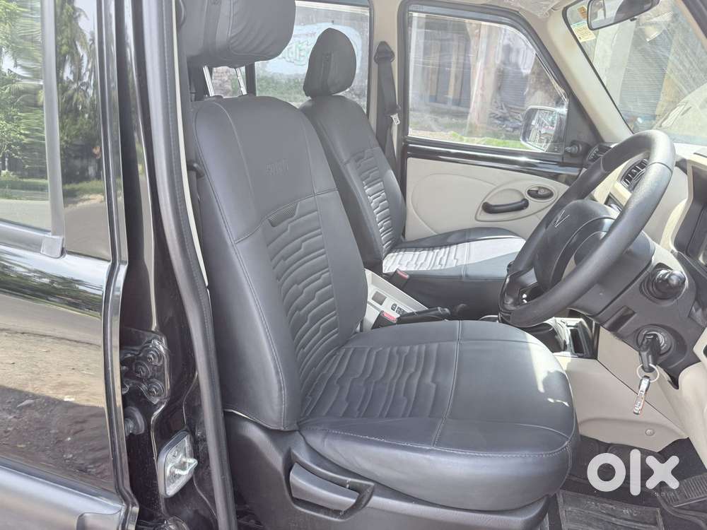 Mahindra Scorpio Classic 2.2 S Mt 9 Str, 2025, Cng & Hybrids