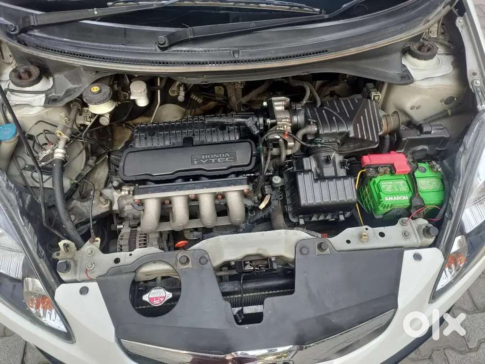 Honda Brio 29 Des 2012 Petrol Mt