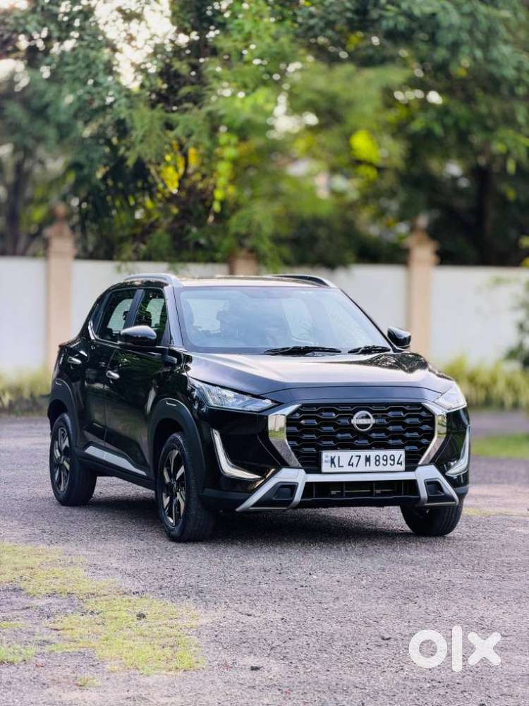 Nissan Magnite N-connecta Mt, 2025, Petrol