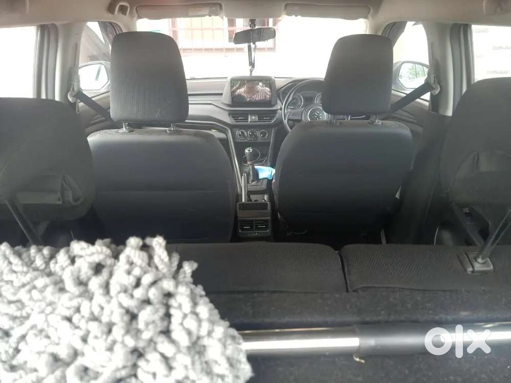Maruti Suzuki Brezza Lxi 2026