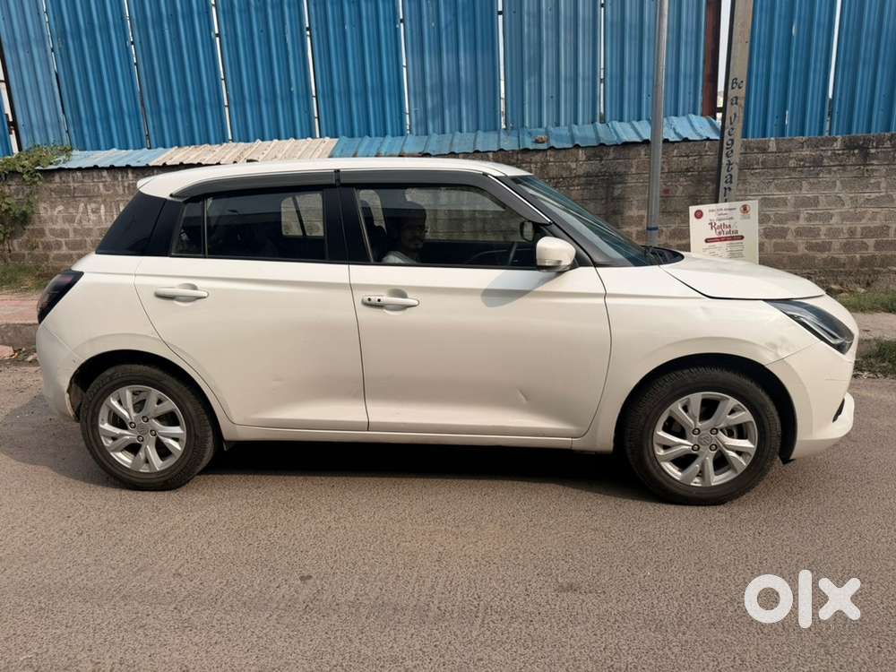 Maruti Suzuki Swift Petrol 2024