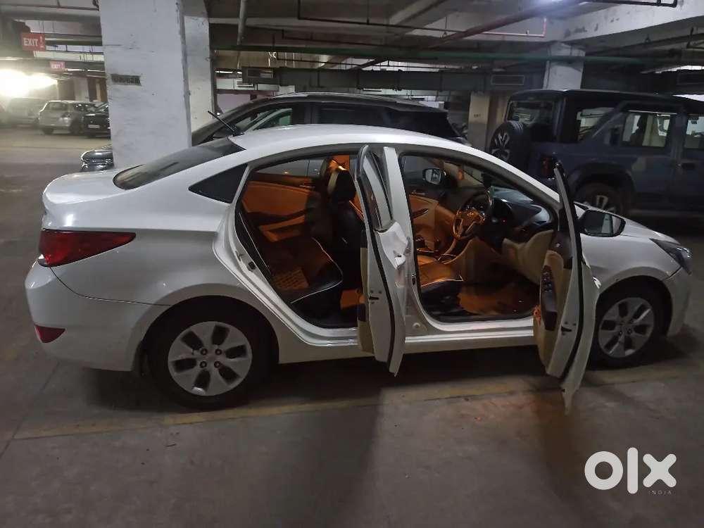 Well Maintained Hyundai Verna With New Seats And 5 New Tyres.