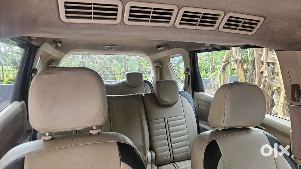Maruti Suzuki Ertiga 2012