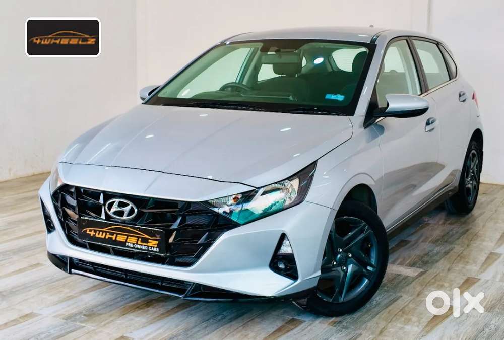 Hyundai I20 Sportz 1.2 Ivt, 2020, Petrol