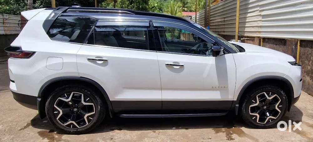 Tata Safari Accomplished Plus At