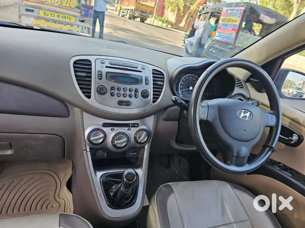 Hyundai I10 Sportz 2015 Petrol Manual