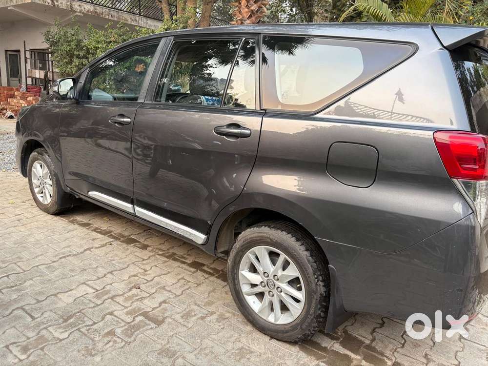 Toyota Innova Crysta 2.4 G Mt, 2018, Diesel