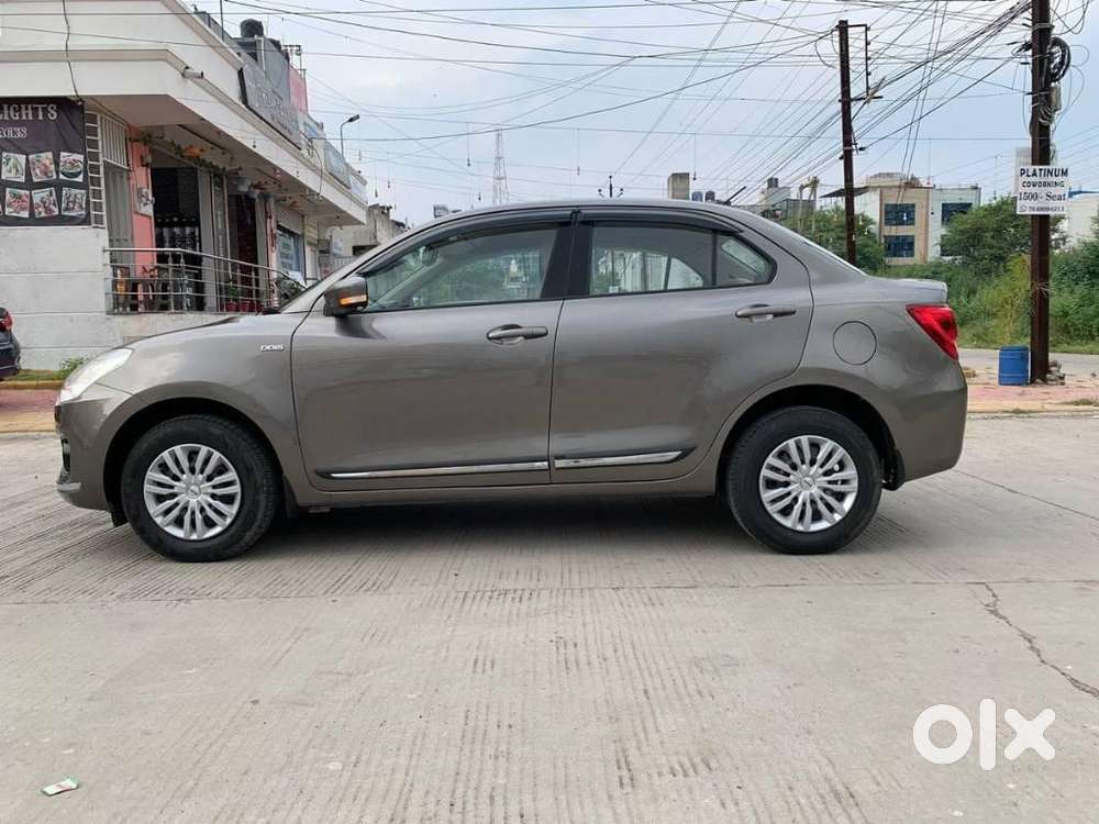 Maruti Suzuki Swift Dzire Amt Vdi, 2018, Diesel