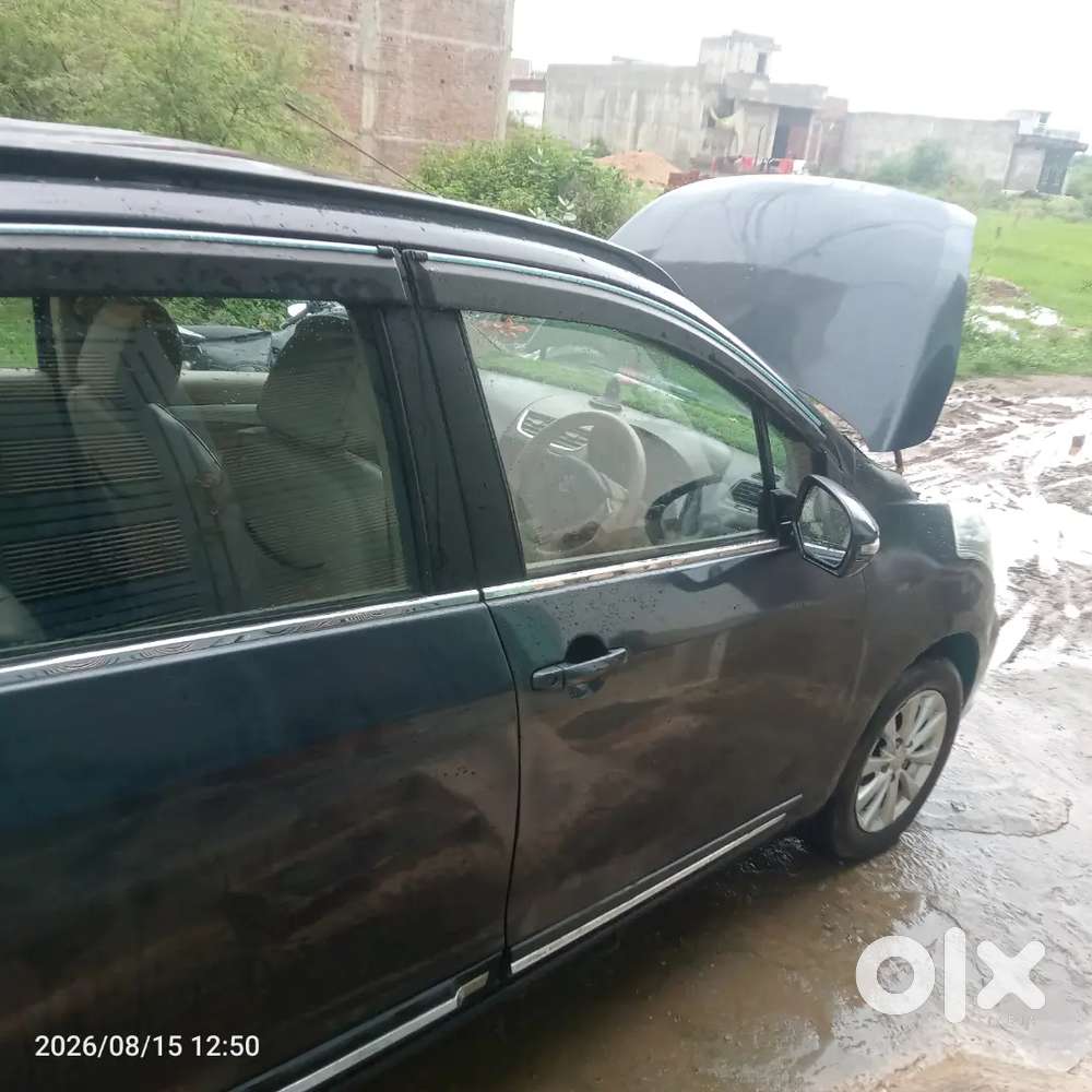 Maruti Suzuki Ertiga 2013