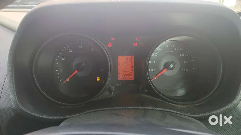 Mahindra Tuv 300 Plus 2018