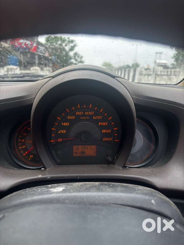 2013 Honda Amaze Diesel 1.5 Smt Year