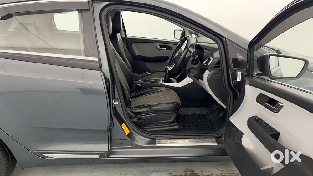 Tata Altroz Xz, 2021, Petrol
