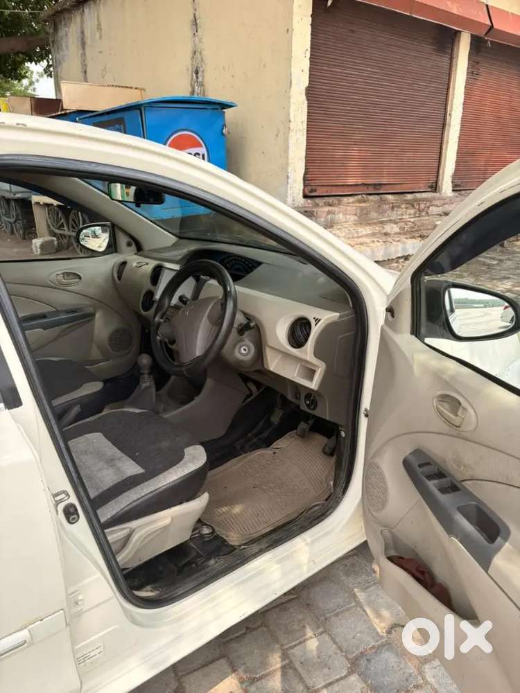 Etios Liva Gd 
2014
2nd Owner 
Diesel 
Km 91000
Insurance Valid 
4 Tya