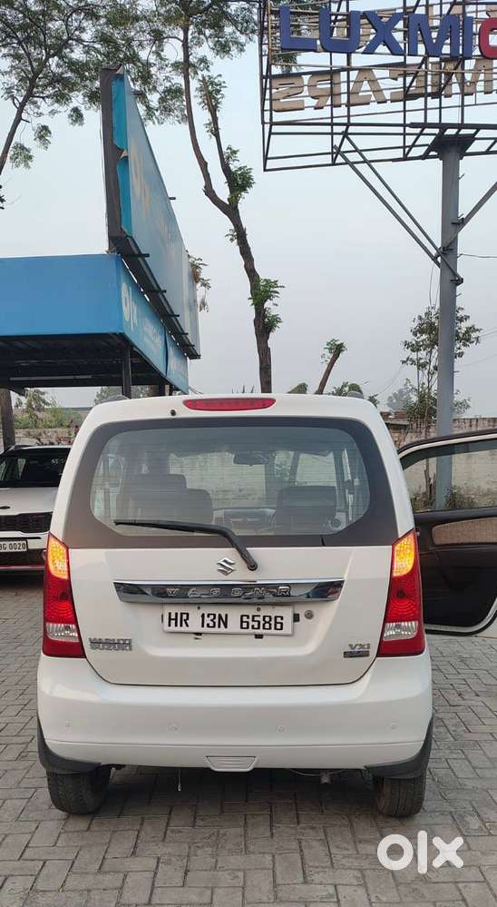 Maruti Suzuki Wagon R Vxi Amt1.2, 2018, Petrol