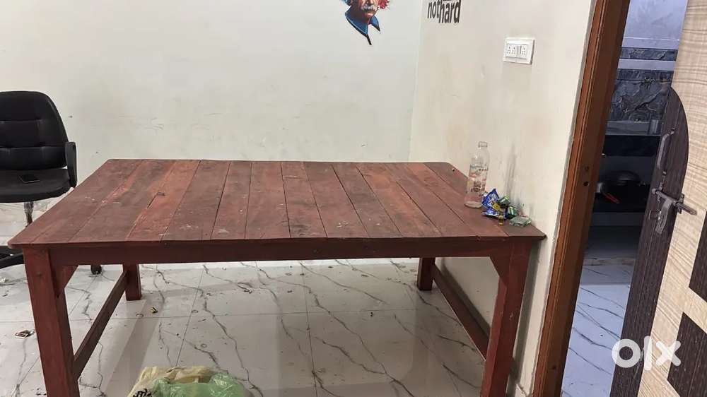 Big size table