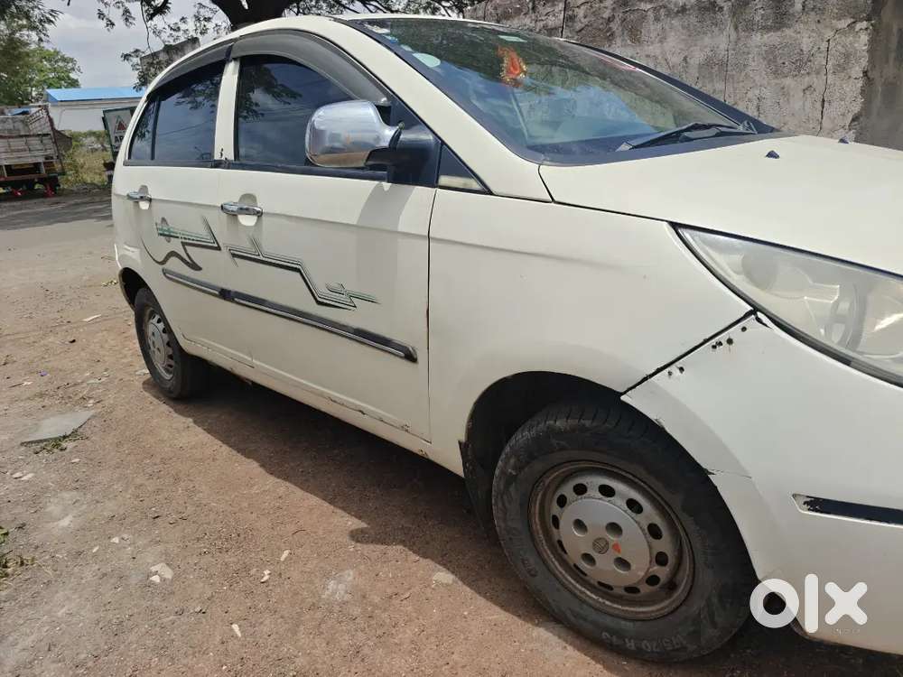 Tata Indica Vista Quadrajet 2013