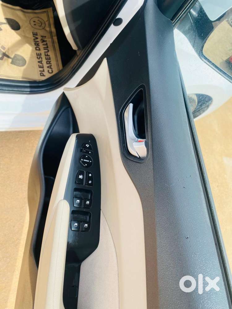 Hyundai Verna 1.5 Sx Vtvt, 2019, Petrol