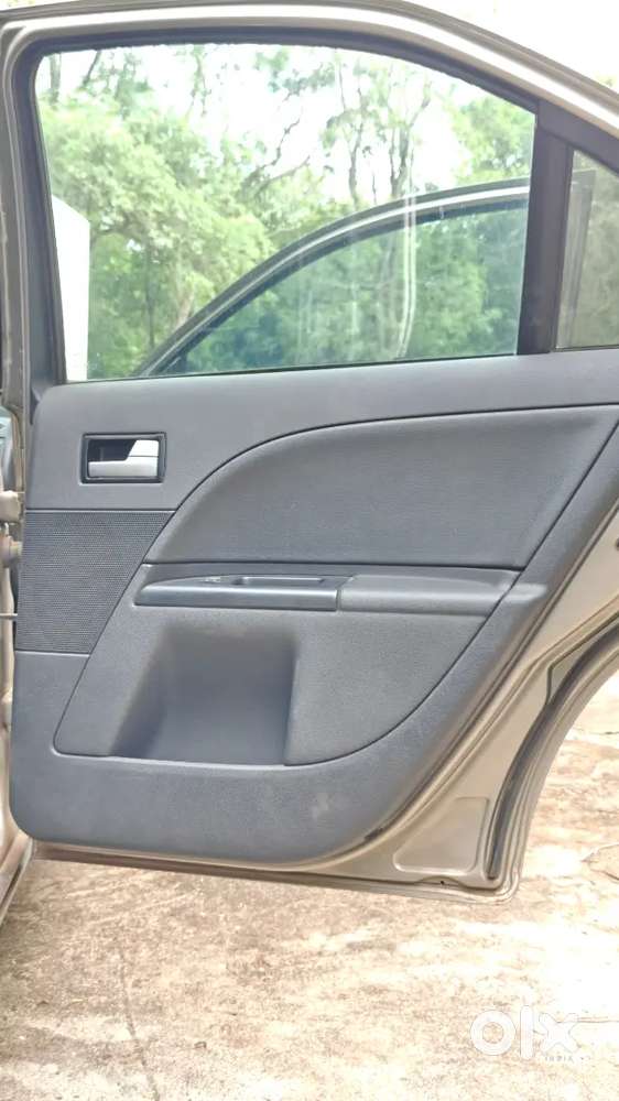 Ford Mondeo 2001 Petrol In Mint Condition