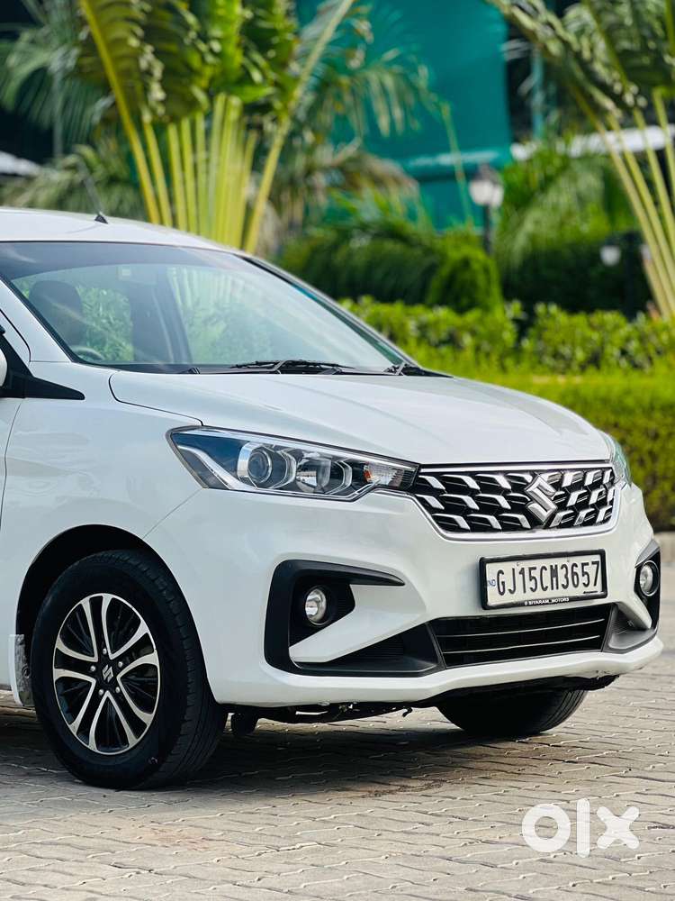 Maruti Suzuki Ertiga Zxi Shvs, 2022, Petrol