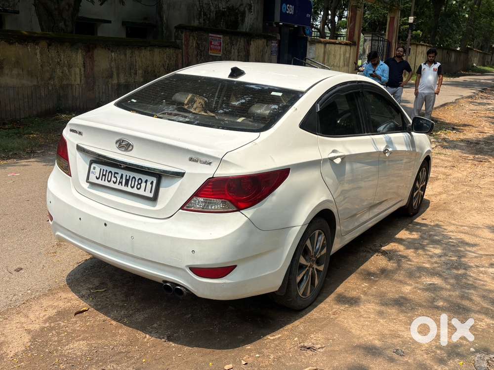 Hyundai Fluidic Verna 2014
