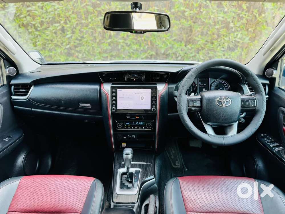 Toyota Fortuner Legender, 2021, Diesel