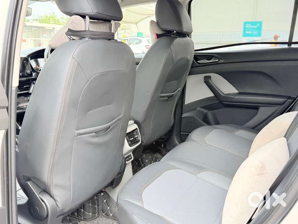 Skoda Kushaq 1.0 Tsi Style, 2023, Petrol