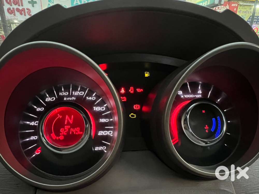 Mahindra Xuv500 2014 Diesel Well Maintained