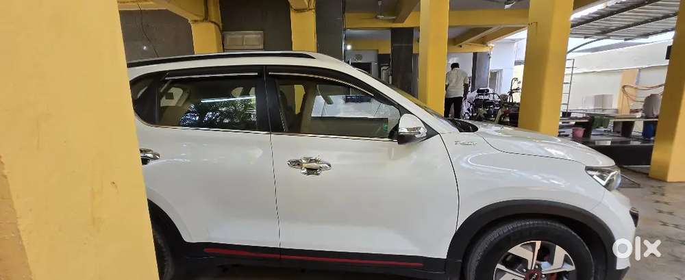 Kia Sonet ,top Model Petrol Engine Nicely Maintained