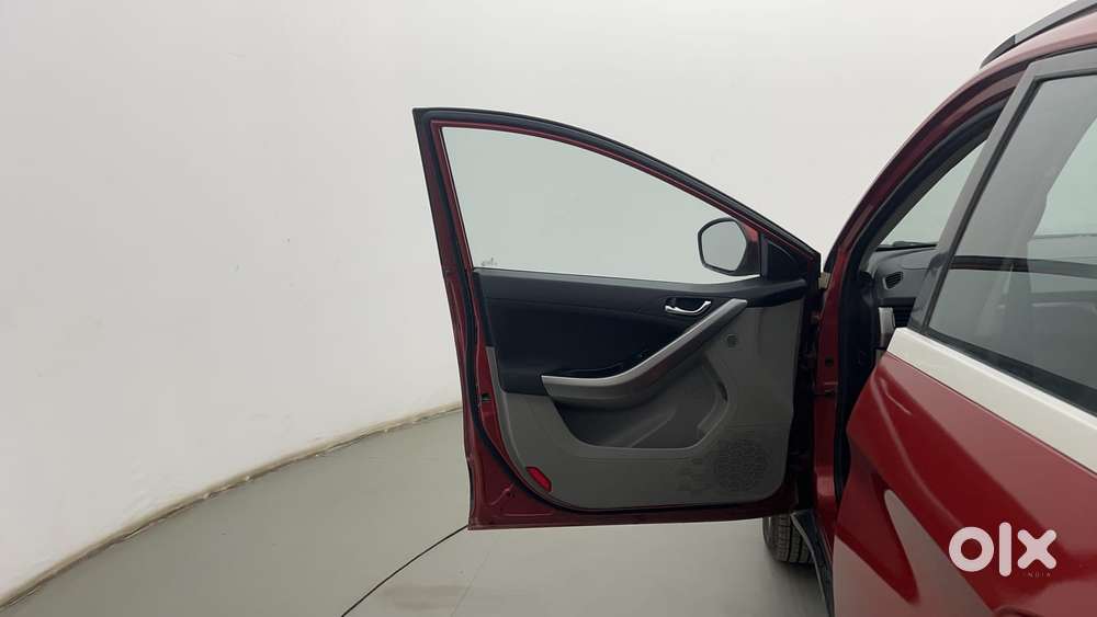 Tata Nexon 1.2 Revotron Xz Plus, 2017, Petrol