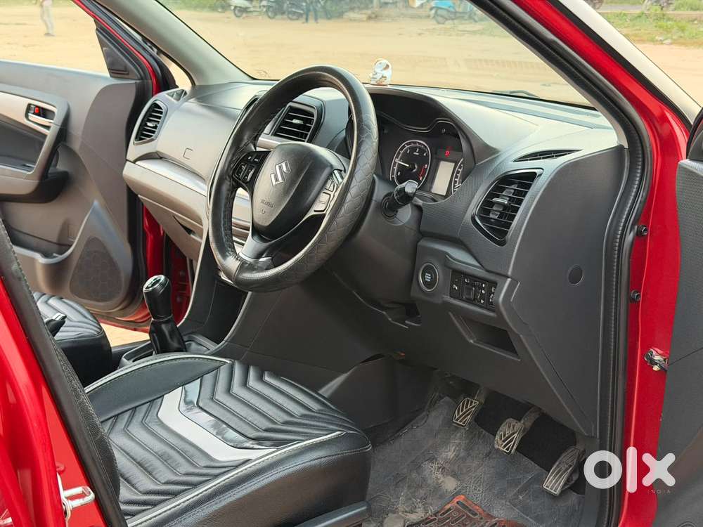 Maruti Suzuki Vitara Brezza Zdi Plus Dual Tone, 2017, Diesel