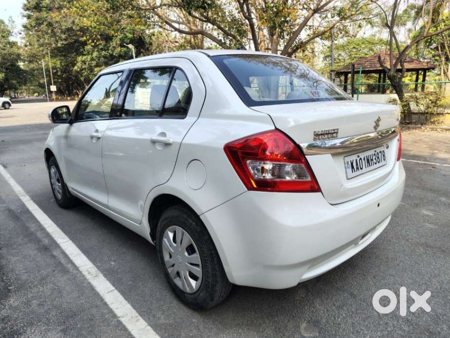 Maruti Suzuki Swift Dzire 1.2 Vxi Bsiv, 2015, Petrol