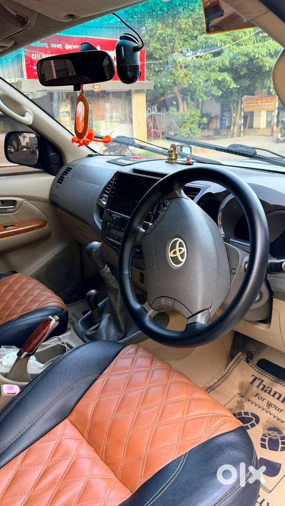 Toyota Fortuner Diesel 2011