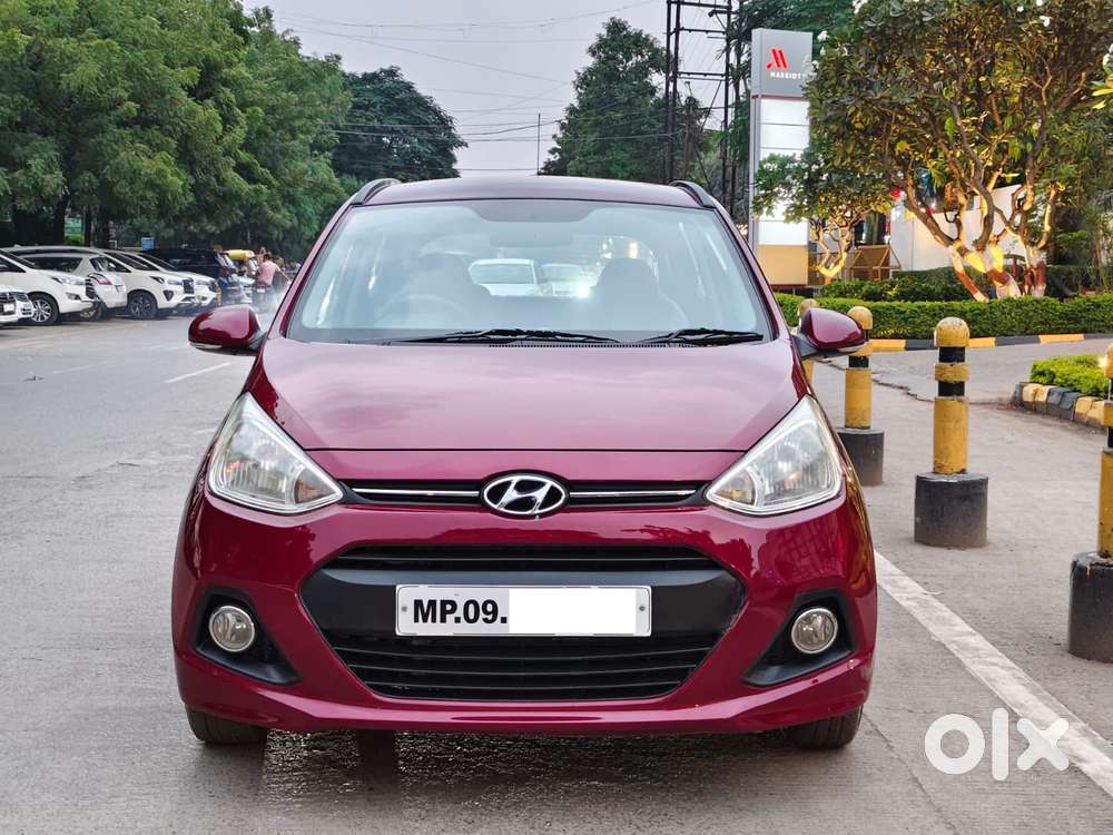 Hyundai Grand I10 Sportz, 2015, Petrol
