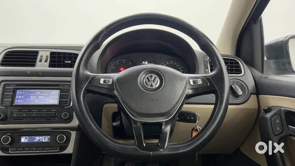 Volkswagen Polo 2009-2013 Petrol Highline 1.2l, 2015, Petrol