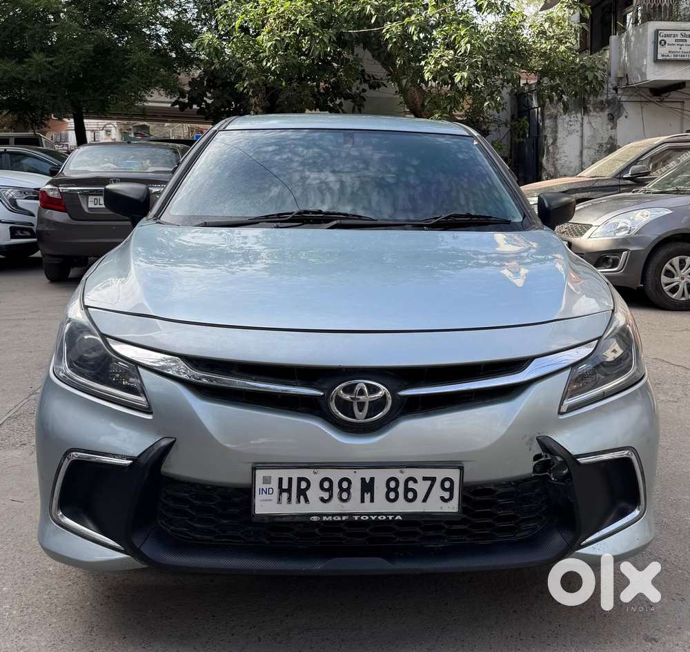 Toyota Glanza, 2023, Petrol