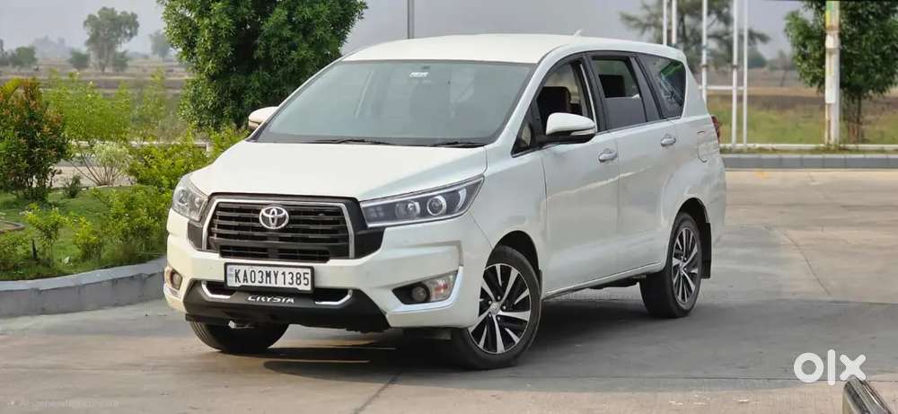 Toyota Innova Crysta 2016