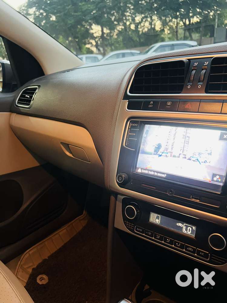 Volkswagen Vento 1.2l Tsi Highline Plus At Petrol, 2018, Petrol