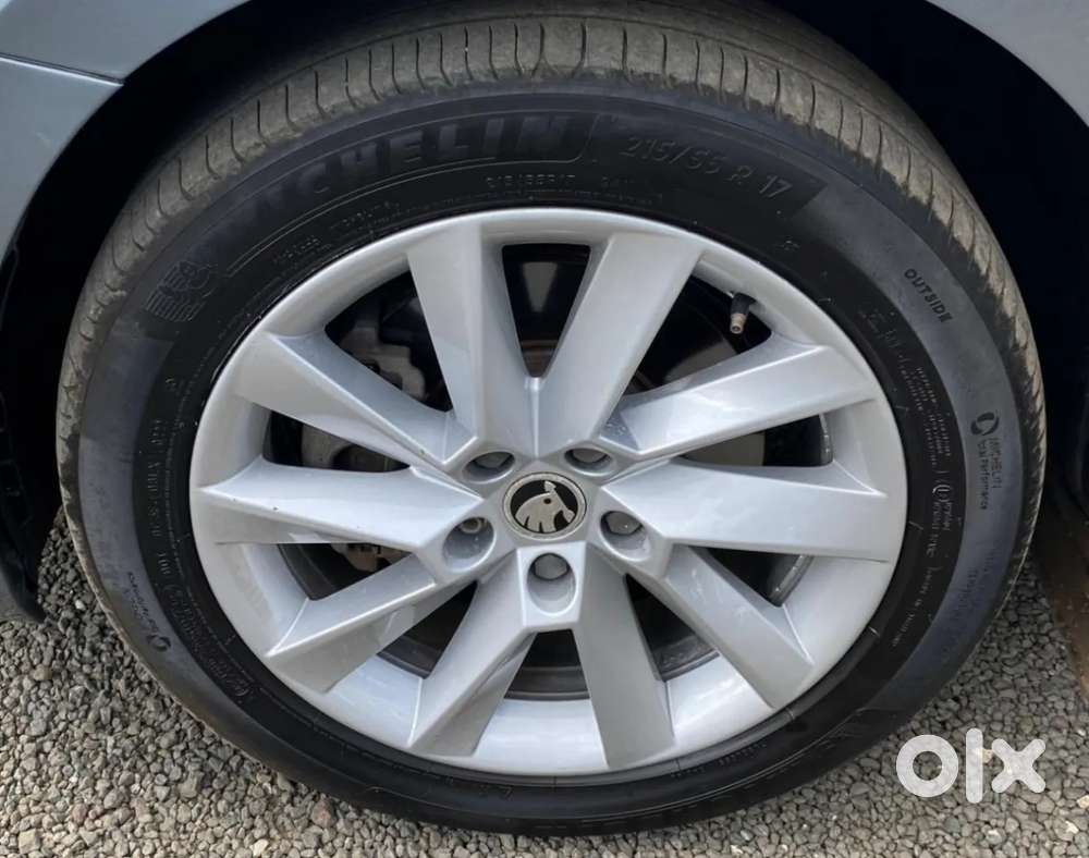 Skoda Superb 2.0 L&k Tsi At, 2016, Petrol
