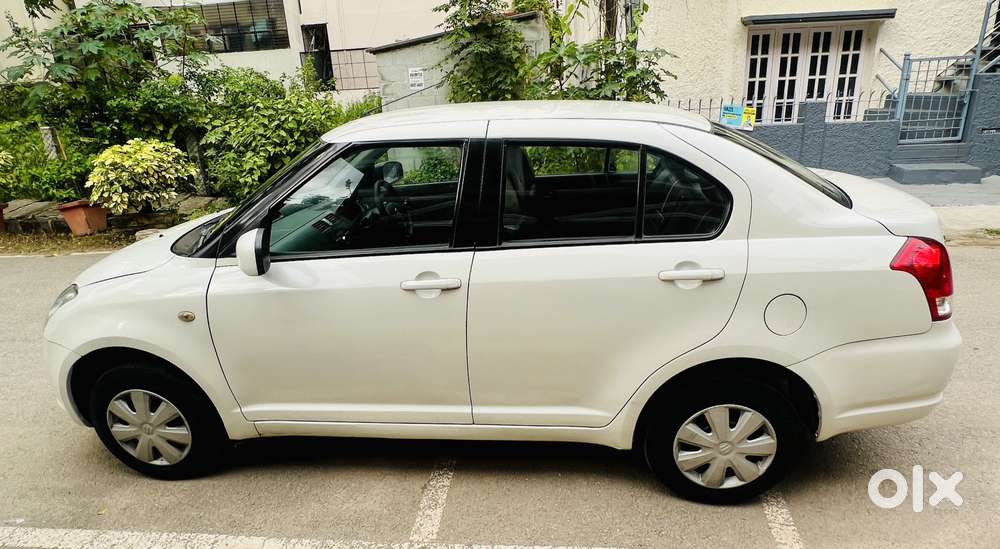 Maruti Suzuki Swift Dzire Vxi(o) Mt, 2010, Petrol