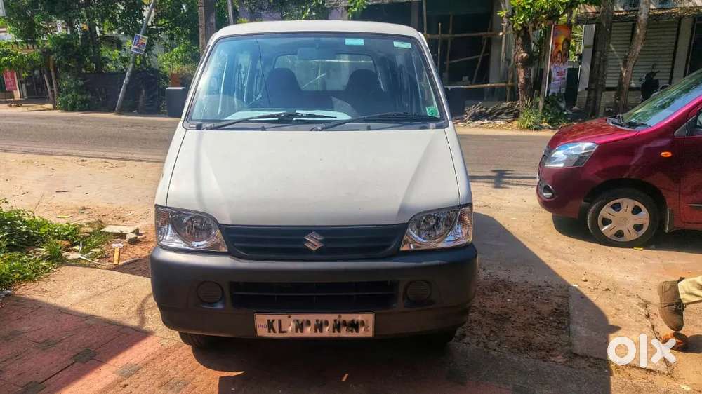 Maruti Suzuki Eeco 2017 Petrol 70000 Km Driven