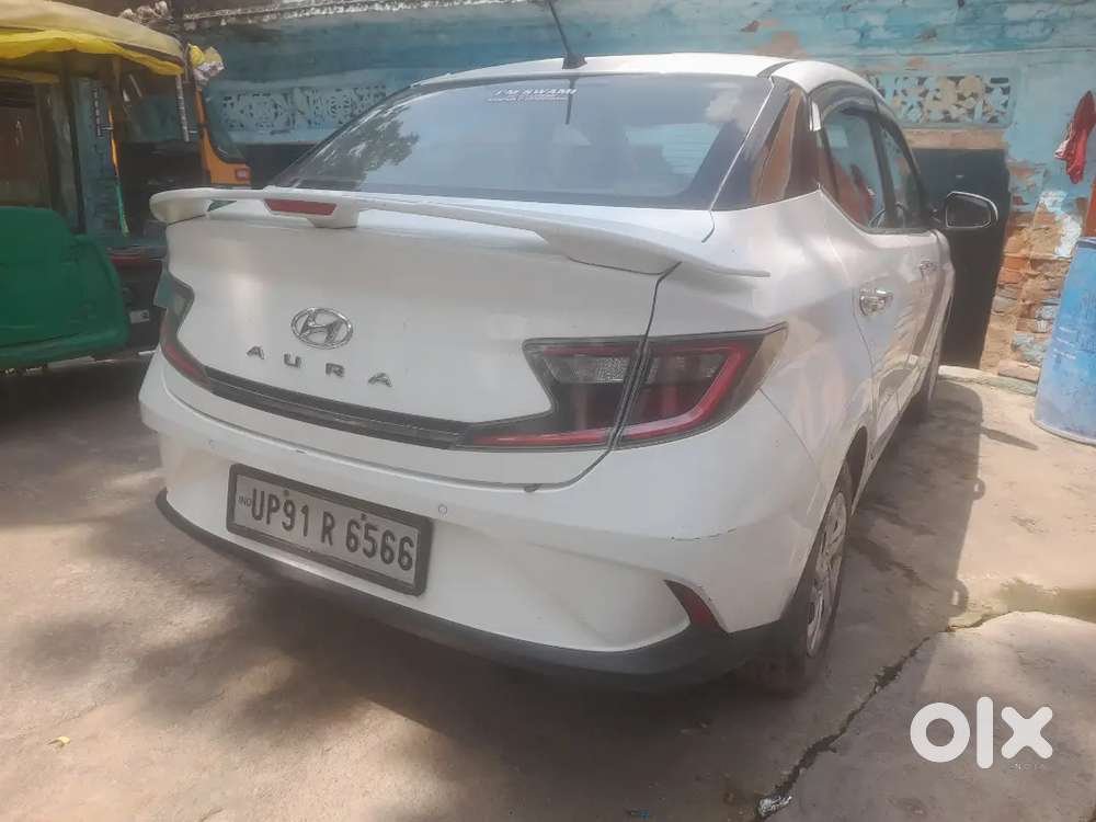 Hyundai Aura 2021 Variant